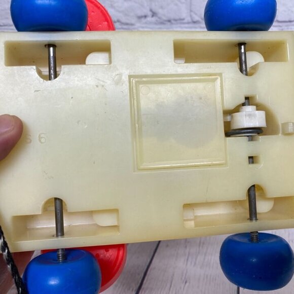 Vintage Fisher Price Pull Toy 1985 Chatter Phone 747 Telephone Moving Eyes Works - Picture 6 of 8